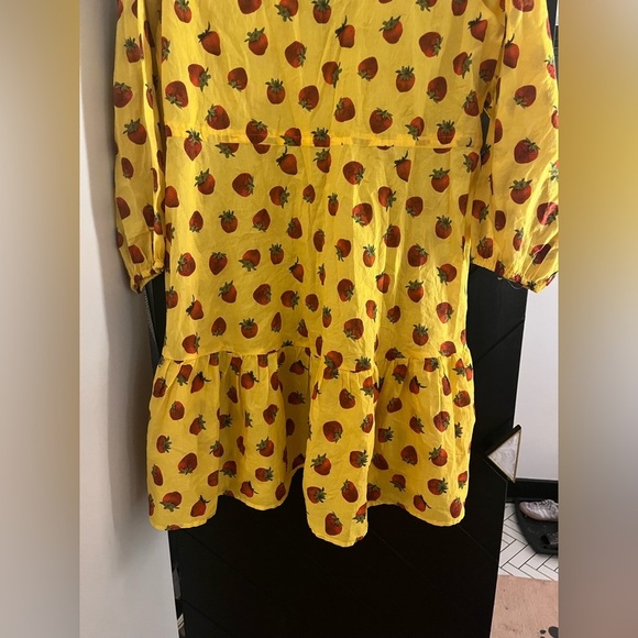 Edie Parker X J Crew Yellow Dress cover up strawberry print size M NWT - Picture 5 of 10